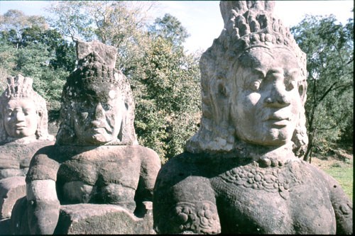 athom-3