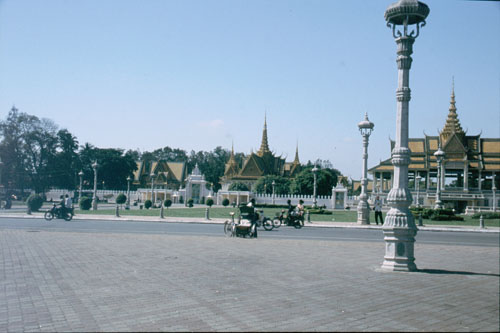 phnom-2